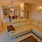 Villa Vrbnik * Vrbnik (Primorje-Gorski Kotar)