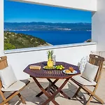 Villa Vrbnik Villa