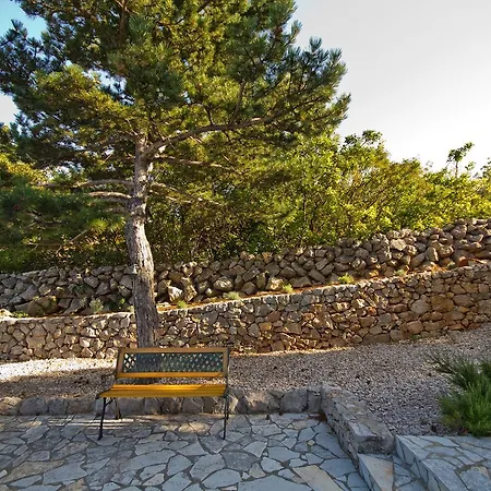 Villa Vrbnik * 비르브닉