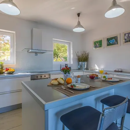 Villa Villa Vrbnik Vrbnik (Primorje-Gorski Kotar)