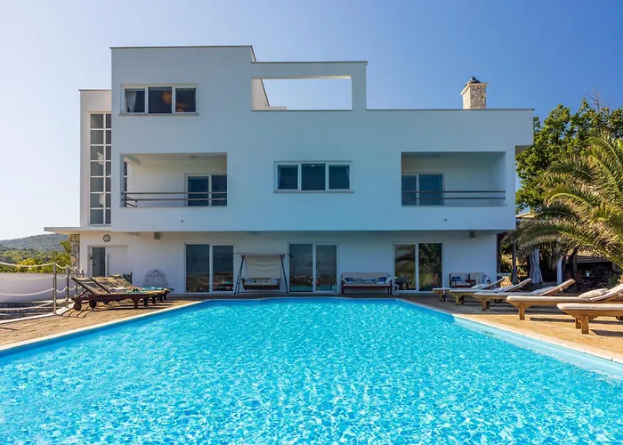 Villa Vrbnik فيلة