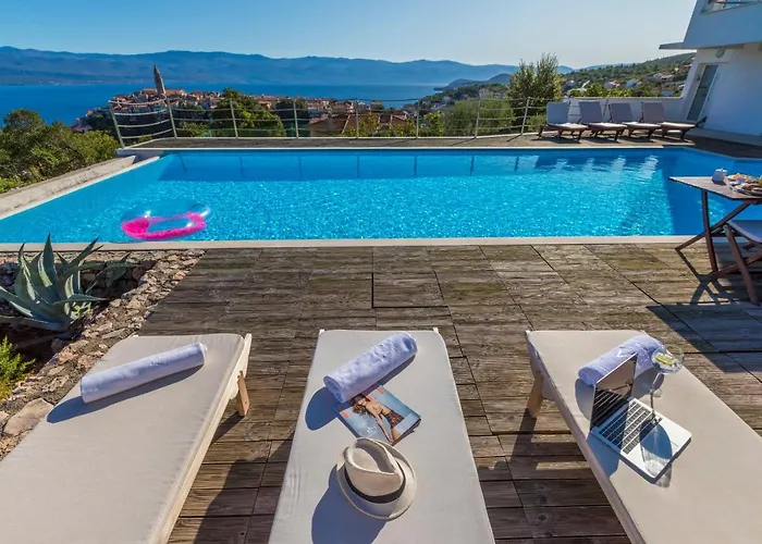 Villa Vrbnik فربنيك