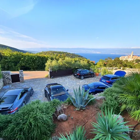 Villa Vrbnik 别墅 *